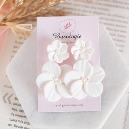 Alexa - Double flower earrings with pearls
