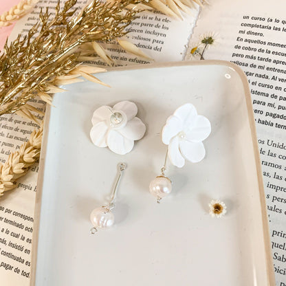 Silver Bella- White flower earrings with convertibles pearls drops