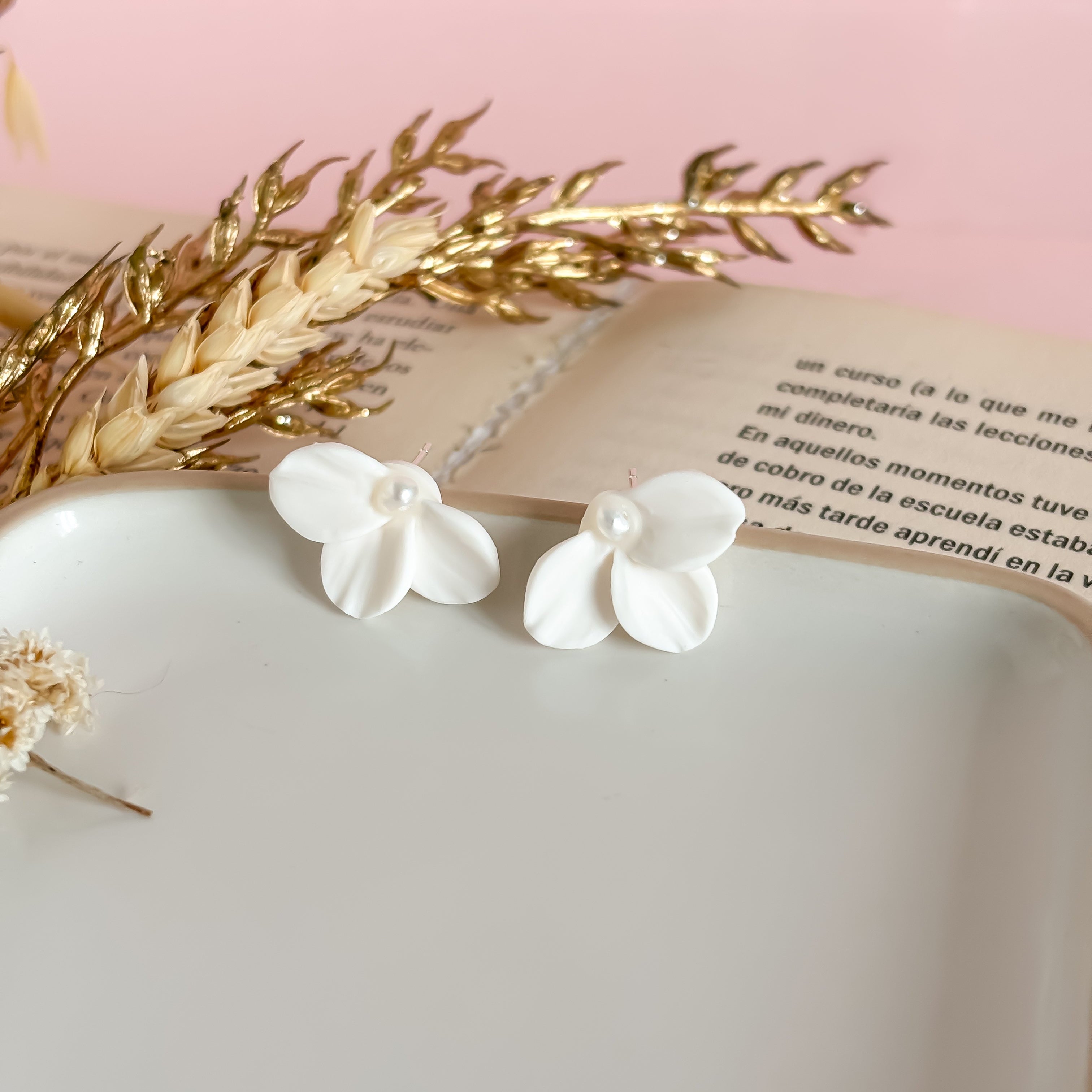 Minimalist White Half Flower Clay Stud Earrings with Pearl Center
