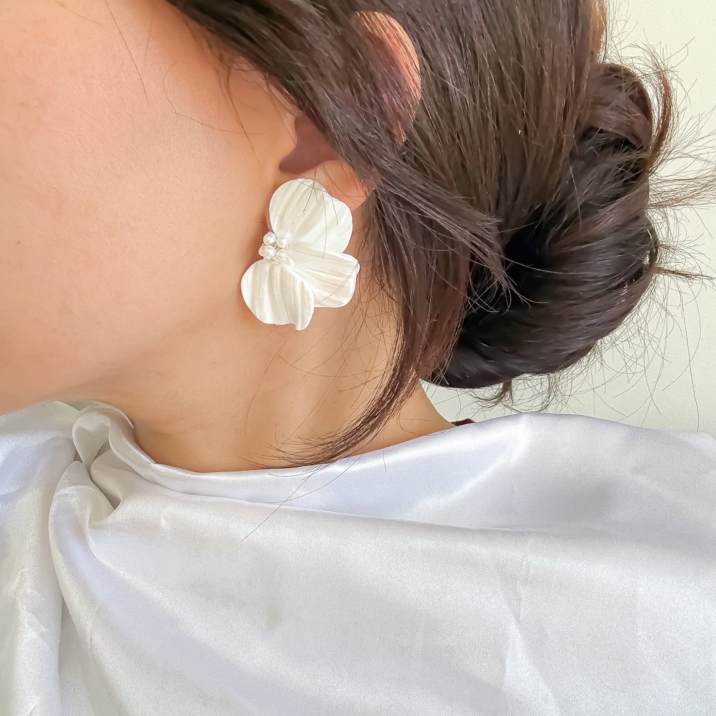 Statement petal flower bridal stud earrings