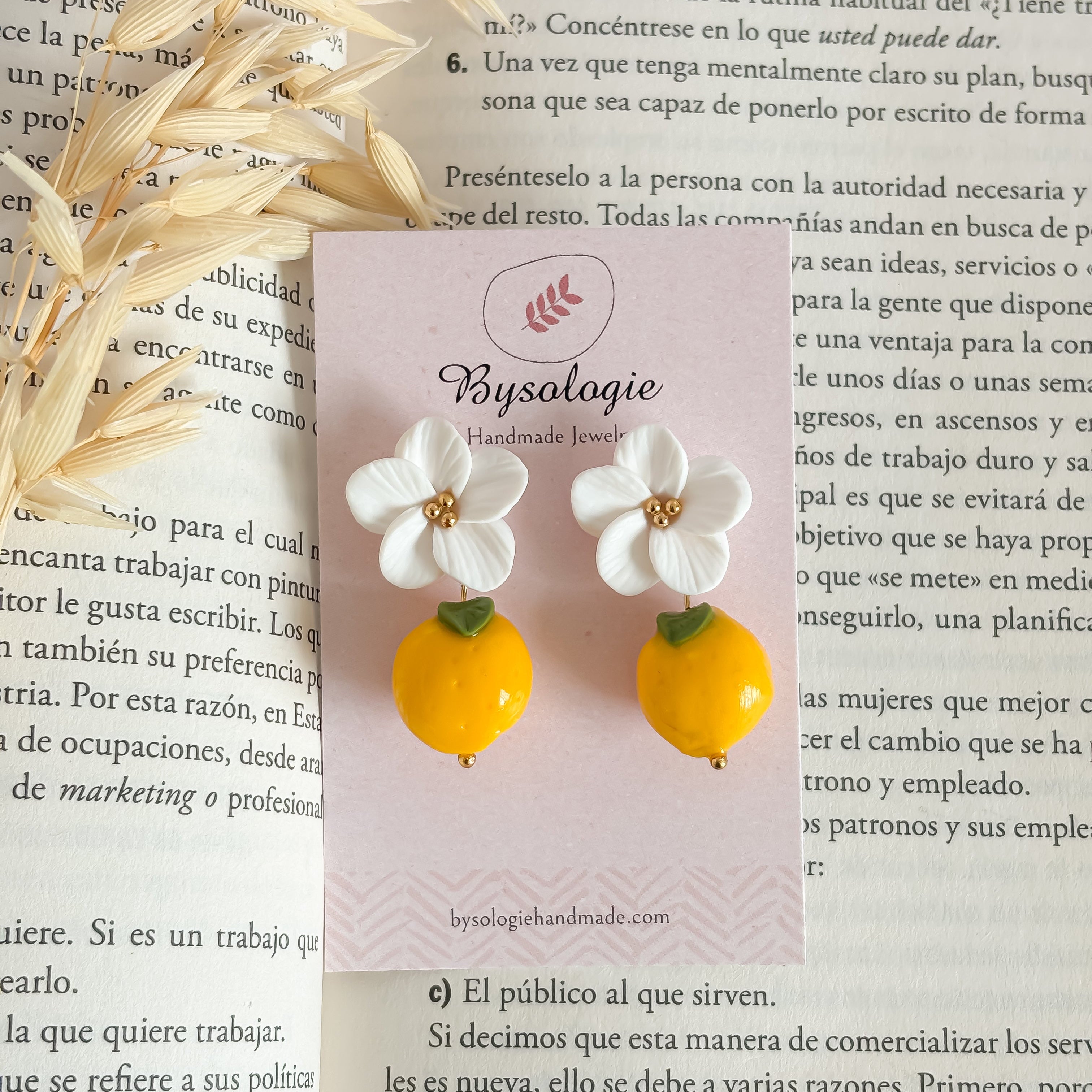 Siciliaanse-citroenbloesem polymeerklei oorbellen