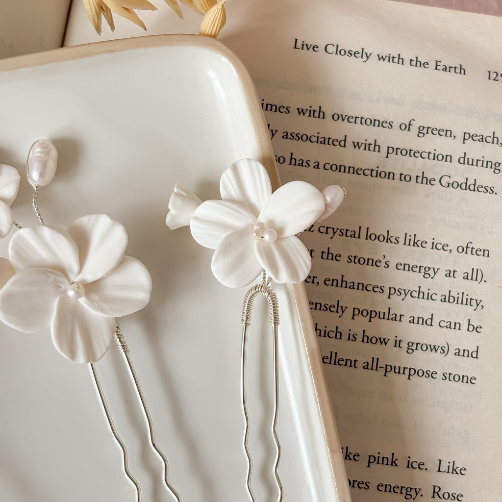 White Clay Flower Bridal Hair Pins: Pearl Wedding Hair Accessories - Set of 3