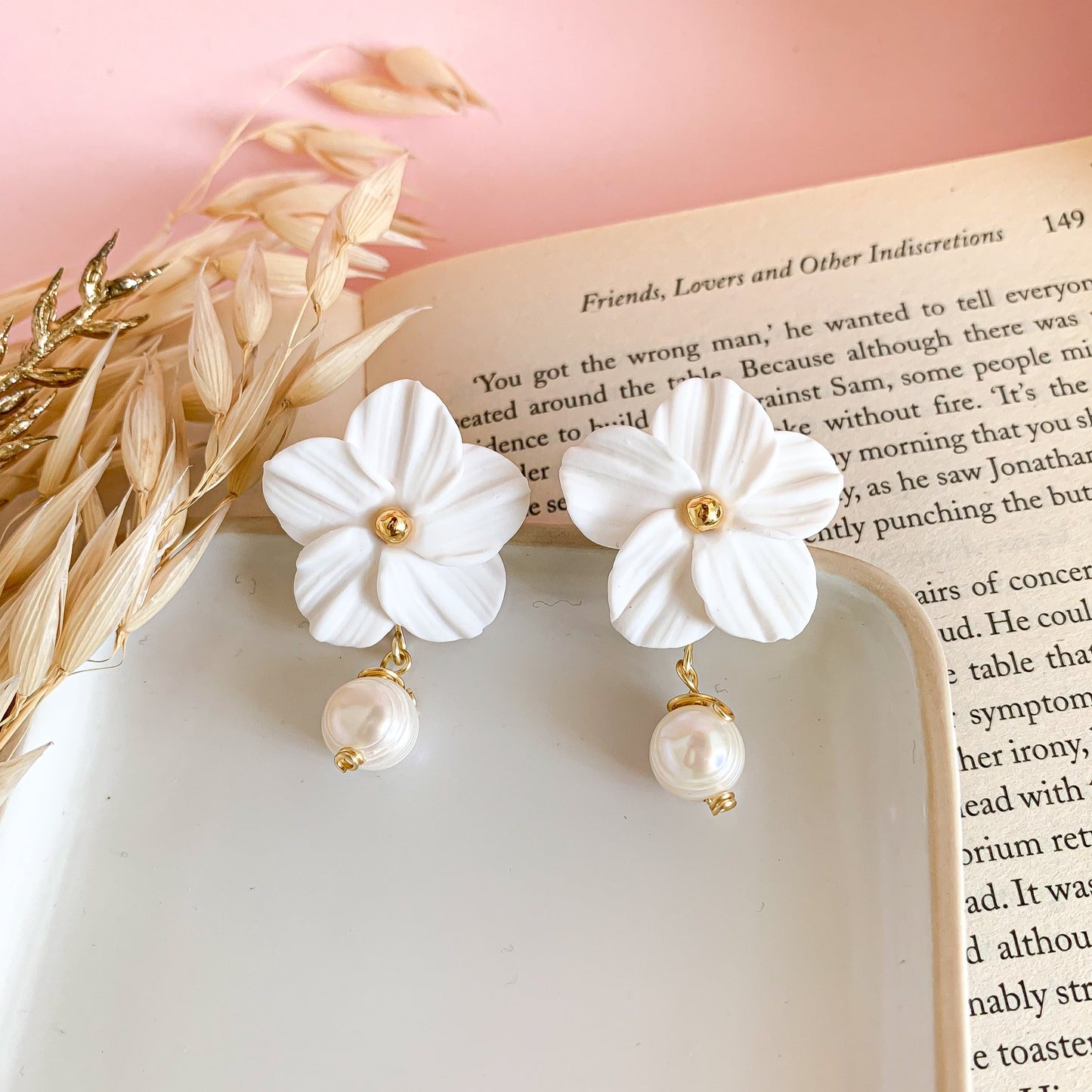 Silver Bella- White flower earrings with convertibles pearls drops