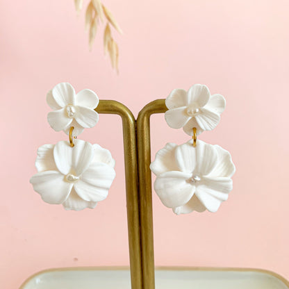 Annie- White flower stud drop earrings for brides