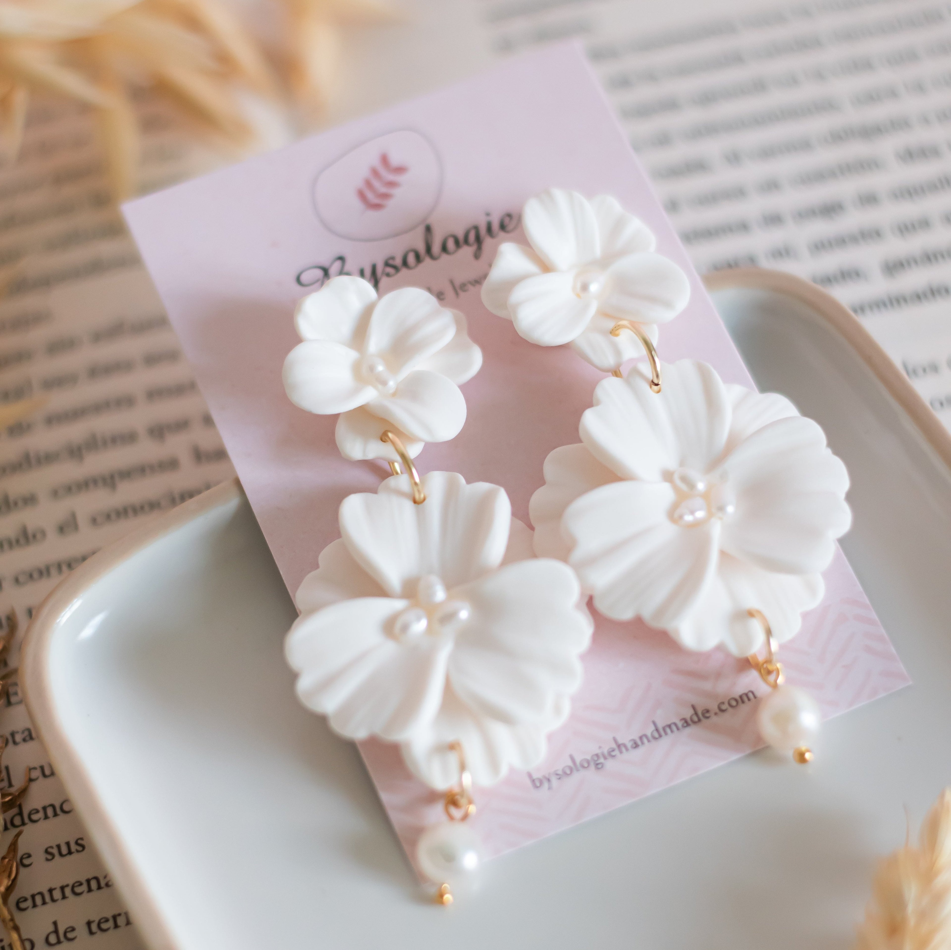 dubbele lange bloemen bruidsoorbellen met parel
